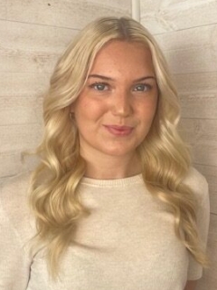 Thea frisör på Salong Charme